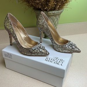 Belle Badgley Mischka Glitter High Heels